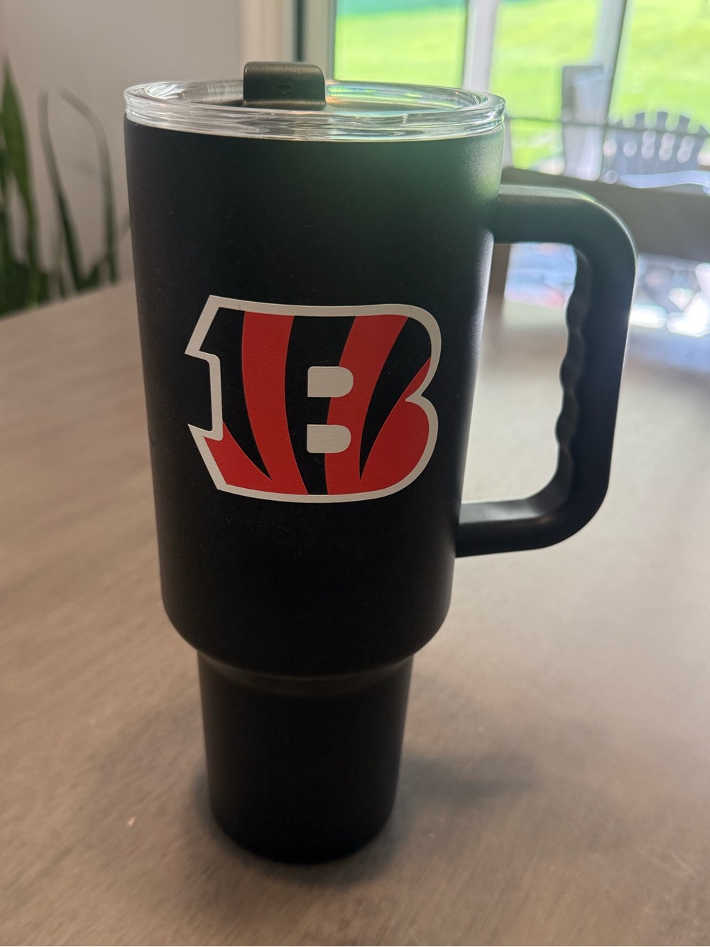 Cincinnati Bengals 40oz  Stainless Steel Tumbler with Handle